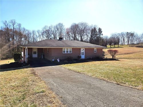5921 Friendship Circle Rd, East Bend, NC, 27018-7551 | Card Image