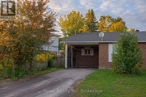 5 Southview Cres, North Bay, ON, P1B8T9 | Card Image