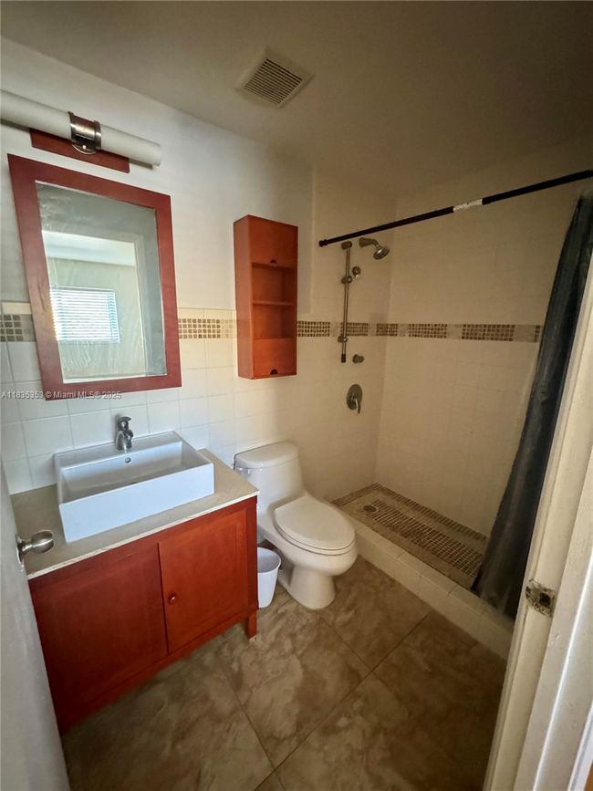 APT-202 - 8240 Sw 149 Th Ct, Condo with 3 bedrooms, 3 bathrooms and null parking in Miami FL | Image 14