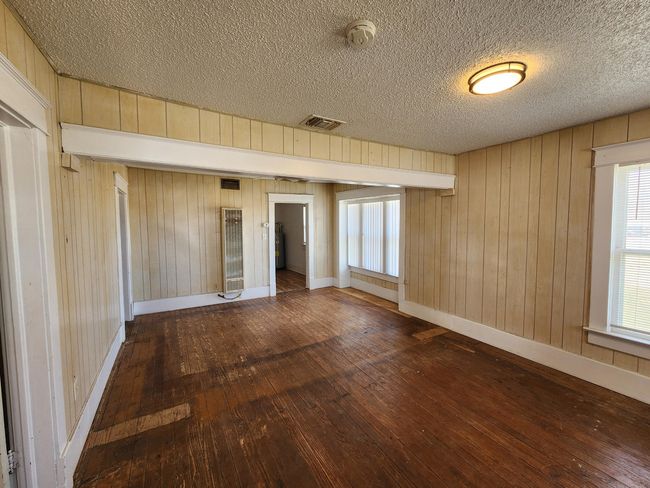 911 East St, House other with 3 bedrooms, 1 bathrooms and null parking in Abernathy TX | Image 7