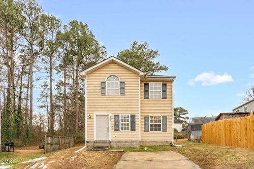 2804 Enka Dr, Raleigh, NC, 27610-5968 | Card Image