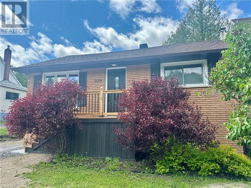 979 Martindale Rd, Sudbury, ON, P3E4J3 | Card Image