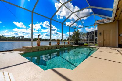 897 Sw Grand Reserves Boulevard, House other with 4 bedrooms, 3 bathrooms and null parking in Port St. Lucie FL | Image 3