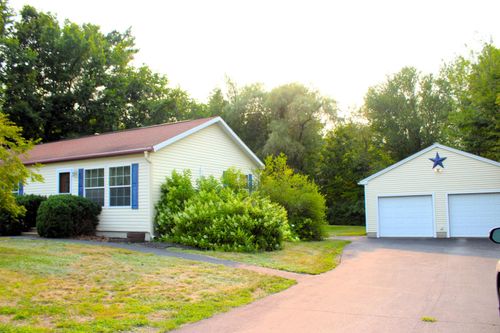 16 Black Hall Rd, Epsom, NH, 03234-4343 | Card Image