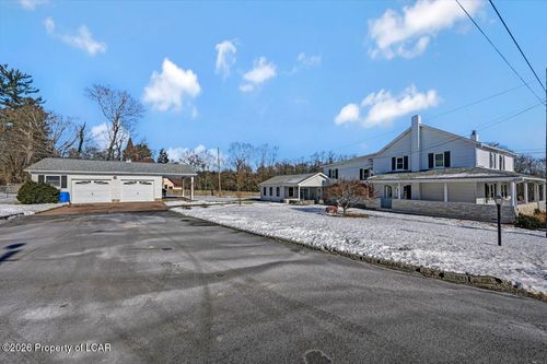 305 Sophia Coxe Dr, Freeland, PA, 18224-3068 | Card Image