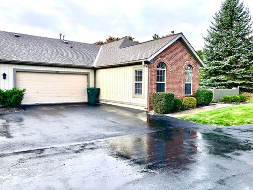 6835 Villabrook Dr, Columbus, OH, 43235-3932 | Card Image
