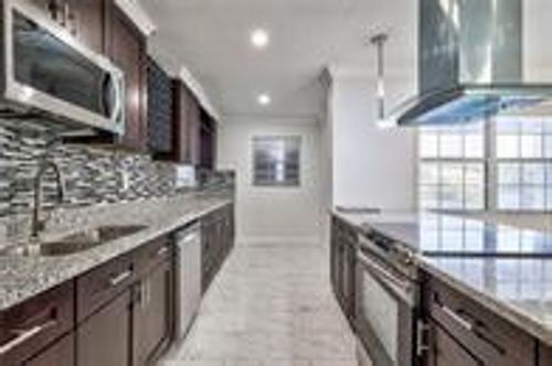 1389 W 33rd St, Riviera Beach, FL, 33404-2955 | Card Image