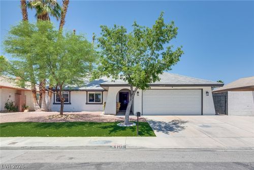 6212 Pinewood Ave, Las Vegas, NV, 89103-2270 | Card Image