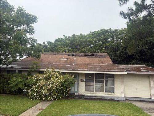 137 Roselyn Park Pl, New Orleans, LA, 70131-1937 | Card Image