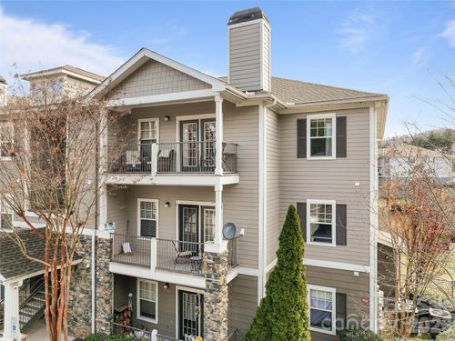 apt-301-900 Vista Lake Dr, Candler, NC, 28715-6103 | Card Image