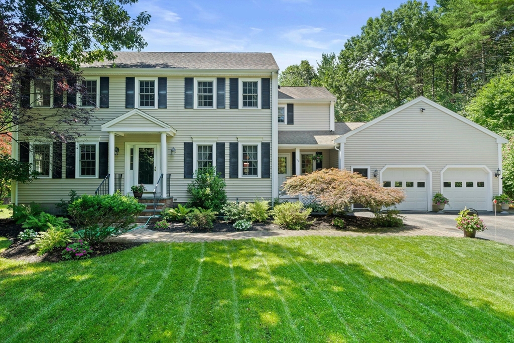 Ring Rd, Kingston, MA 02364