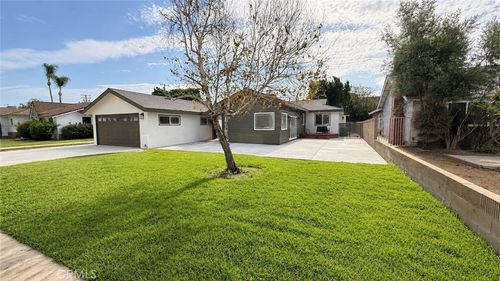6960 Brenner Ave, Buena Park, CA, 90621-3417 | Card Image