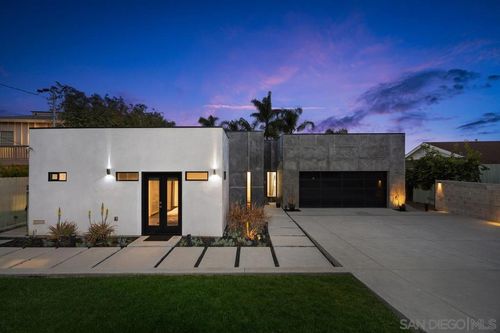 427 Hilmen Pl, Solana Beach, CA, 92075-1318 | Card Image