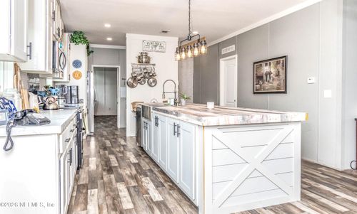 12747 Cow Pen Rd, Glen St Mary, FL, 32040-3506 | Card Image