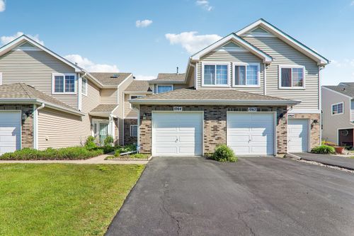 1064 Ripple Rdg, Darien, IL, 60561-5497 | Card Image