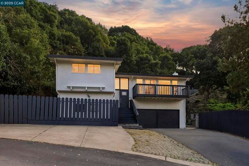 5584 Circle Dr, El Sobrante, CA, 94803-1570 | Card Image