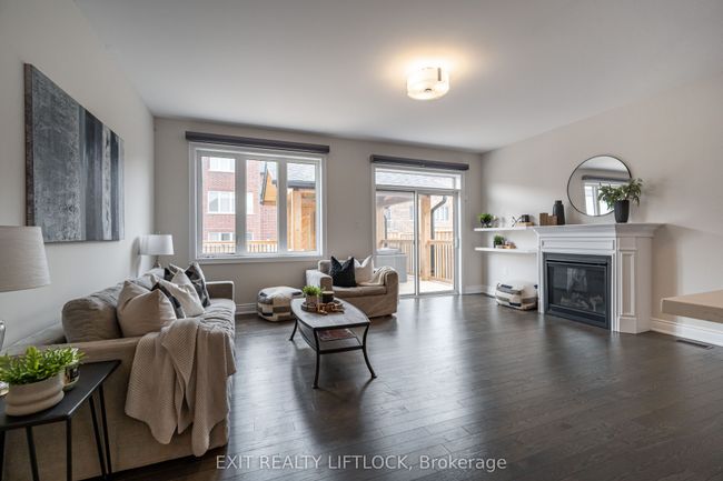 8 Station Dr, House other with 3 bedrooms, 3 bathrooms and 4 parking in Millbrook ON | Image 18