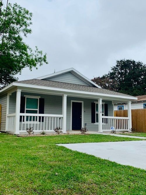 2218 Ruth St, Corpus Christi, TX, 78405-1728 | Card Image
