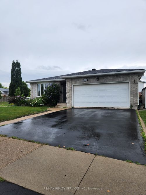 basement-464 Thorndale Dr, Waterloo, ON, N2T1W5 | Card Image