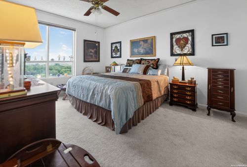 701-1 Towers Park Ln, San Antonio, TX, 78209-6421 | Card Image
