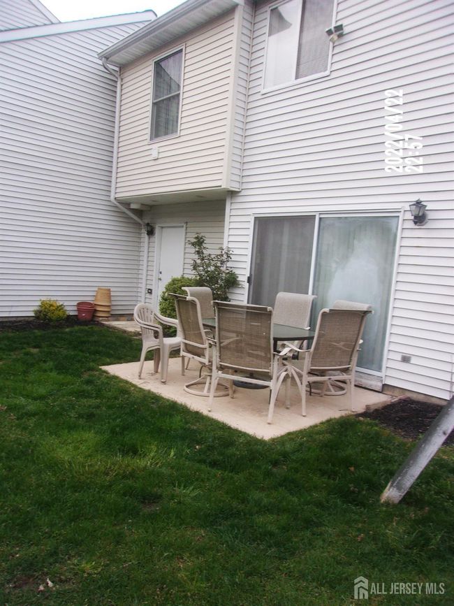 29 Jeffrey Cir, House other with 4 bedrooms, 3 bathrooms and null parking in Dayton NJ | Image 27
