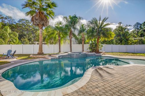 10584 Creston Glen Cir E, Jacksonville, FL, 32256-4690 | Card Image