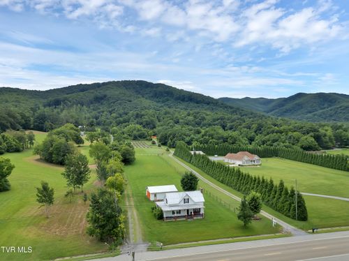 1825 Highway 107, Jonesborough, TN, 37659-7308 | Card Image