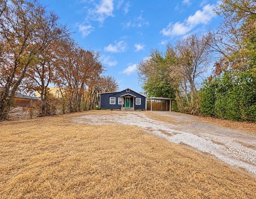 5512 Curzon Ave, Fort Worth, TX, 76107-5935 | Card Image