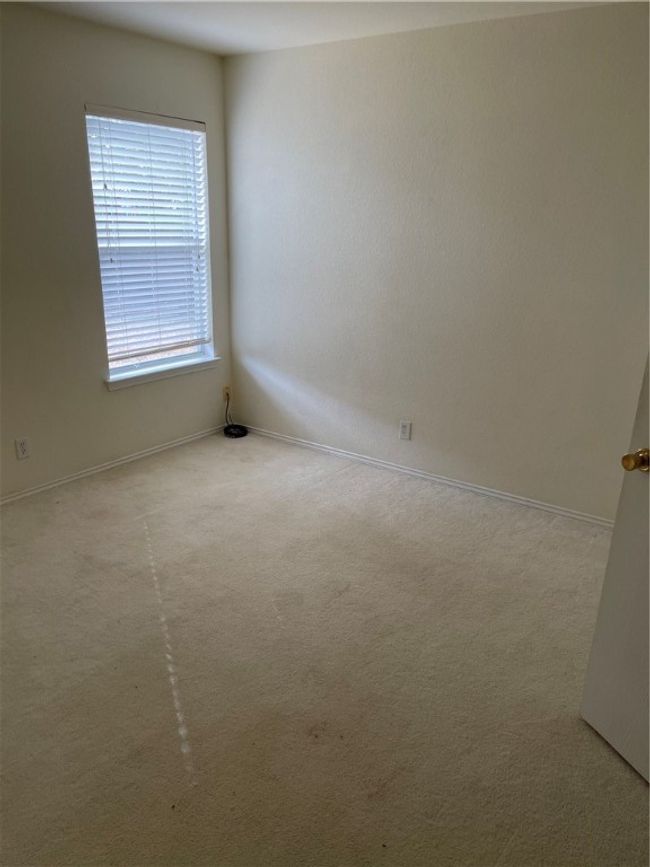 17709 Cormac Ct, House other with 3 bedrooms, 2 bathrooms and 3 parking in Pflugerville TX | Image 9