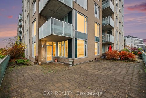 209-575 Byron Avenue, Carlingwood - Westboro and Area, ON, K2A1R7 | Card Image