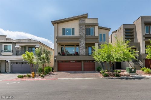 7077 Sunland Hills Ave, Las Vegas, NV, 89113-4735 | Card Image
