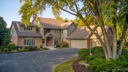 3663 Wolf Rd, Oswego, IL, 60543-9633 | Card Image