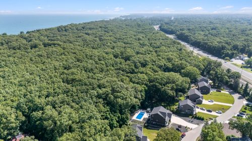 18734 Leonard Ct, New Buffalo, MI, 49117-8895 | Card Image