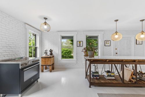 2 Sherwood Hill Rd, Brewster, NY, 10509-4913 | Card Image
