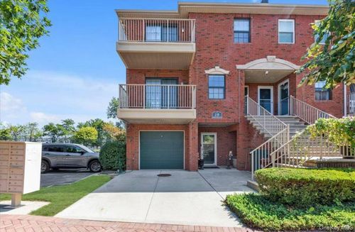179-215 Constitution Pl, College Point, NY, 11356-1290 | Card Image