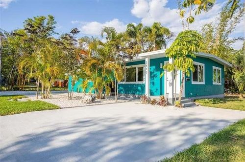 2470 47th St S, St Petersburg, FL, 33711-3341 | Card Image