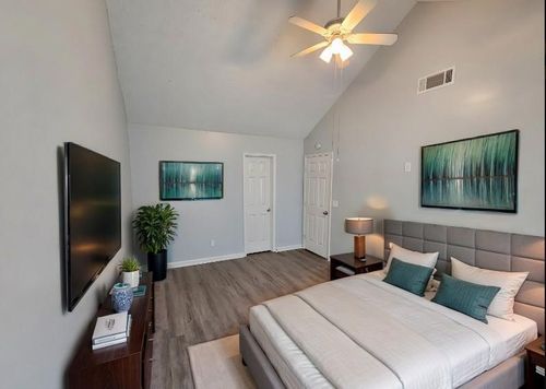 500 Mica Trce, South Fulton, GA, 30349-8478 | Card Image