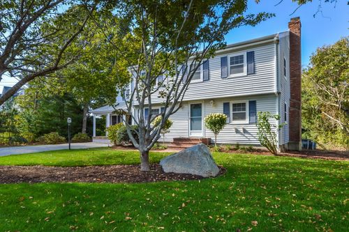 12 Highcrest Road, North Falmouth, MA, 02556 | Card Image