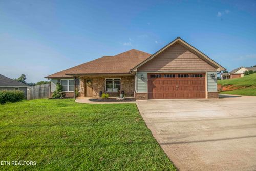 1125 Walker Rd, Maryville, TN, 37801-8936 | Card Image