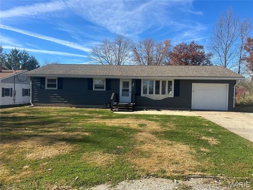 1133 Teresa Ln, Carrollton, IL, 62016-1609 | Card Image