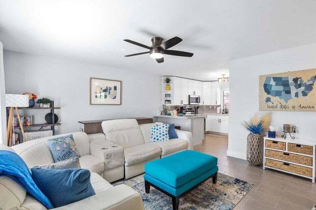 2013 Wilkins Ave, Townhouse with 2 bedrooms, 1 bathrooms and null parking in West Palm Beach FL | Image 6