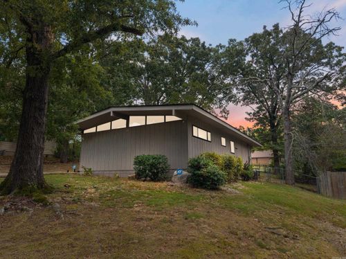 35 Windsor Dr, Little Rock, AR, 72209-2043 | Card Image