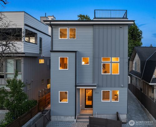 332 17th Ave, Seattle, WA, 98122-5707 | Card Image