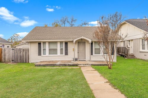 2820 Frazier Ave, Fort Worth, TX, 76110-2805 | Card Image