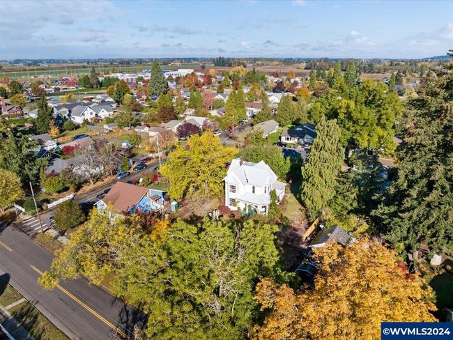 1006 Pine St, House other with 4 bedrooms, 2 bathrooms and null parking in Silverton OR | Image 39