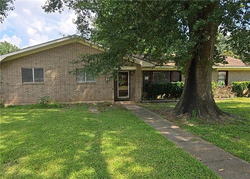 213 N Matthews St, Bunkie, LA, 71322-1534 | Card Image