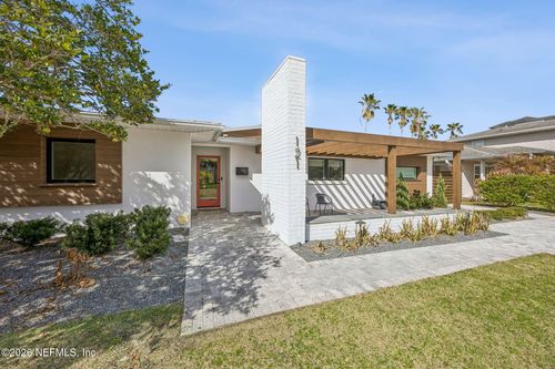 121 32nd Ave S, Jacksonville Beach, FL, 32250-6038 | Card Image