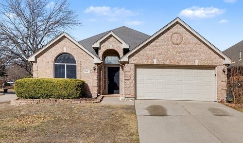 5321 Stillwater Dr, Fort Worth, TX, 76137-3910 | Card Image