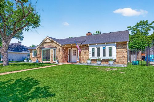 2610 Teague Rd, Houston, TX, 77080-3834 | Card Image
