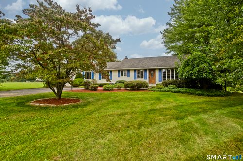 890 North St, Suffield, CT, 06078-1626 | Card Image